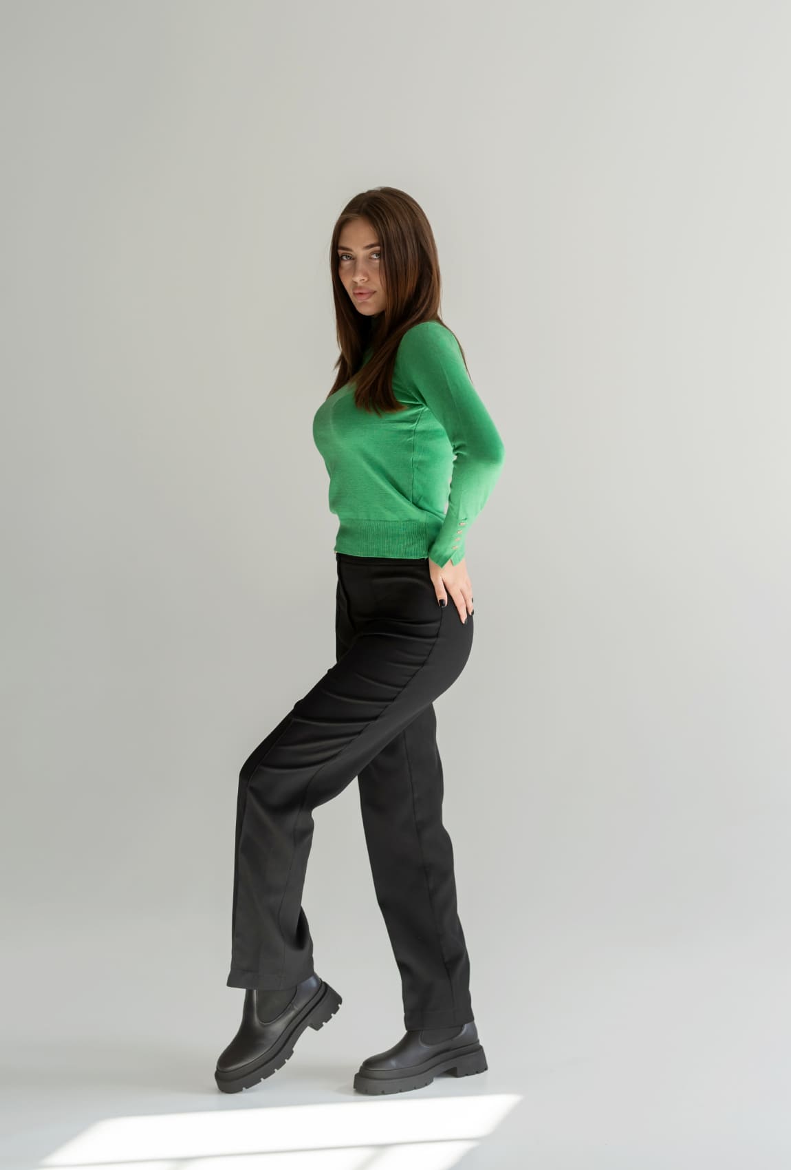 Зелений светр комір зі стійкою —  768200. Maritel. Зображення 2